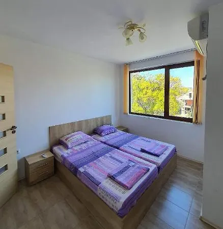 Apartament Sarafovo *